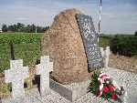 ��ki Ko�cielne, mogi�a zbiorowa. Stan z dn. 01. 09. 2011 r. (fot. Zbigniew Adamas).
