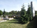 W�oc�awek, ul. Chopina, kwatera wojenna. Stan z dn. 03. 09. 2011 r. (fot. Zbigniew Adamas).