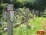 Pruszk�w, ul. Cmentarna, kwatera wojenna. Stan z dn. 28. 06. 2012 r. (fot. Tomasz Karolak).