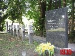 B�onie, ul. Towarowa, mogi�a zbiorowa. Stan z dn. 05. 07. 2012 r. (fot. Tomasz Karolak).
