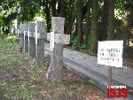 B�onie, ul. Towarowa, mogi�a zbiorowa. Stan z dn. 05. 07. 2012 r. (fot. Tomasz Karolak).