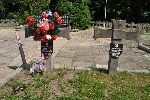 O�tarzew, cmentarz wojenny. Stan z dn. 23. 06. 2011 r. (fot. K. Bielawski / "Wirtualny Sztetl" - www.sztetl.org.pl).
