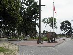 Zakroczym, ul. Ojca Honorata Ko�mi�skiego, kwatera wojenna. Stan z dn. 20 czerwca 2010 r. (fot. Leszek Gach).