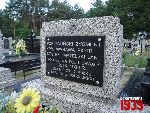 Be�ch�w, mogi�a zbiorowa. Stan z dn. 25. 06. 2011 r. (fot. Marcin Prengowski).