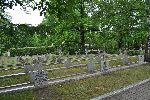 Warszawa, ul. Z�otej Jesieni, kwatera wojenna. Stan z dn. 10. 06. 2012 r. (fot. Krzysztof Bielawski - www.kirkuty.xip.pl).