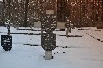 Warszawa, ul. Ko�ciuszkowc�w, cmentarz wojenny. Stan z dn. 30. 01. 2011 r. (fot. Krzysztof Bielawski - www.kirkuty.xip.pl).