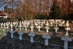 Stare Babice, ul. W�. Sikorskiego, cmentarz wojenny (fot. K. Bielawski / "Wirtualny Sztetl" - www.sztetl.org.pl).