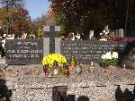 ��d�, ul. Zgierska, mogi�a zbiorowa (2). Stan z dn. 03. 11. 2011 r. (fot. Zbigniew Adamas).