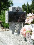 Skierniewice, ul. Kozietulskiego, mogi�a indywidualna. Stan z dn. 04. 07. 2013 r. (fot. Jacek Kaczorowski).