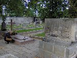 �owicz, ul. Blich, kwatera wojenna, stan z dnia 12.9.2009r., tu� przed odnowieniem mogi� poleg�ych �o�nierzy (fot. Zbigniew Adamas).