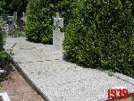 S�upia, mogi�a zbiorowa. Stan z dn. 25. 06. 2011 r. (fot. Tomasz Karolak).