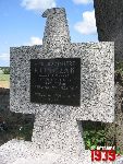 Mak�w, mogi�a zbiorowa. Stan z dn. 25. 06. 2011 r. (fot. Tomasz Karolak).