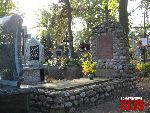 Dobrzyk�w, mogi�a zbiorowa. Stan z dn. 16. 10. 2011 r. (fot. Tomasz Karolak).