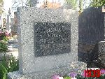 Chodecz, ul. Warszawska, mogi�a indywidualna (2). Stan z dn. 01. 05. 2012 r. (fot. Tomasz Karolak).