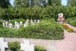 Nadarzyn, kwatera wojenna. Stan z dn. 11. 09. 2009 r. (fot. udost�pniona przez Urz�d Gminy Nadarzyn).