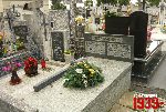 Sochaczew, ul. Traugutta, gr�b rodzinny (1). Stan z dn. 11. 09. 2010 r. (fot. Tomasz Karolak).