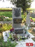 Plecka D�browa, mogi�y zbiorowe. Stan z dn. 26. 08. 2011 r. (fot. Tomasz Karolak).