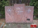 Wiktor�w, cmentarz wojenny. Stan z dn. 04. 12. 2011 r. (fot. Tomasz Karolak).