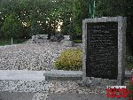 Warszawa, ul. Wolska 174/176, cmentarz wojenny. Stan z dn. 26 sierpnia 2016 r. (fot. Tomasz Karolak).