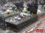 Warszawa, ul. Grzybowa, gr�b rodzinny (1) (fot. Tomasz Karolak).