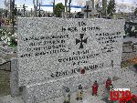 Wyszogr�d, ul. Niepodleg�o�ci, mogi�a zbiorowa (fot. T. Karolak).