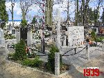 Wyszogr�d, ul. Niepodleg�o�ci, mogi�a zbiorowa (fot. T. Karolak).