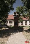 M�odzieszyn, pomnik po�wi�cony polskim �o�nierzom i cz�onkom ruchu oporu poleg�ym w walce o wolno�� i niepodleg�o�� Ojczyzny w latach 1939-1945 (fot. �. Wojtczak).