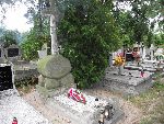 Gieczno, ul. G��wna, pomnik. Stan z dn. 12. 09. 2012 r. (fot. Zbigniew Adamas).