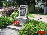 Grodzisk Mazowiecki, ul. Ko�ciuszki / Zondka, pomnik. Stan z dn. 17. 08. 2011 r. (fot. Tomasz Karolak).