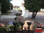 ��czyca, Plac Tadeusza Ko�ciuszki, Pomnik Bohater�w Bitwy nad Bzur�. Stan z dn. 23. 09. 2011 r. (fot. Tomasz Karolak).
