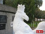 ��czyca, Plac Tadeusza Ko�ciuszki, Pomnik Bohater�w Bitwy nad Bzur�. Stan z dn. 23. 09. 2011 r. (fot. Tomasz Karolak).