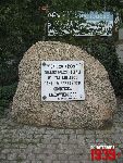 Grodzisk Mazowiecki, ul. �yrardowska, pomnik. Stan z dn. 06. 09. 2012 r. (fot. Tomasz Karolak).