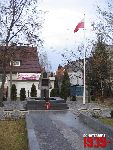 �omianki, ul. Warszawska / Bo�tucia, pomnik. Stan z dn. 04. 12. 2011 r. (fot. Tomasz Karolak).
