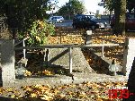 S�ubice, ul. Wi�lana, p�yta pami�tkowa. Stan z dn. 16. 10. 2011 r. (fot. Tomasz Karolak).