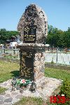 Gi�yce, tablica pami�tkowa (fot. T. Karolak)