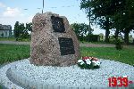 Gi�yce, pomnik (fot. T. Karolak)