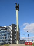 Warszawa, Rondo Jazdy Polskiej, pomnik. Stan z dn. 26 wrze�nia 2016 r. (fot. Tomasz Karolak).